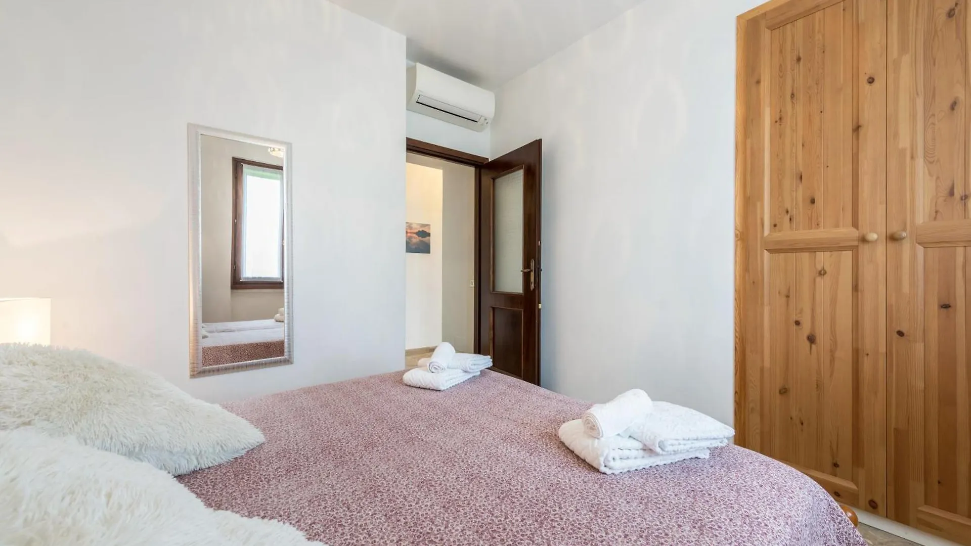 Villetta Al Torchio Artemide Manerba del Garda Itália