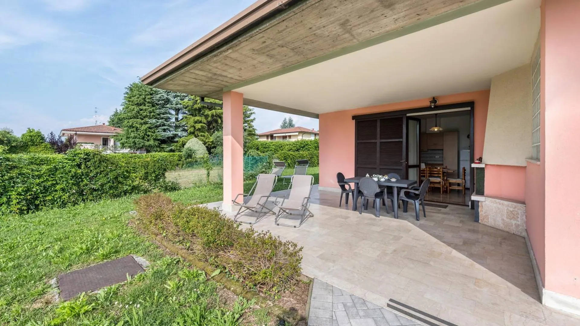 Apartment Villetta Al Torchio Artemide Manerba del Garda